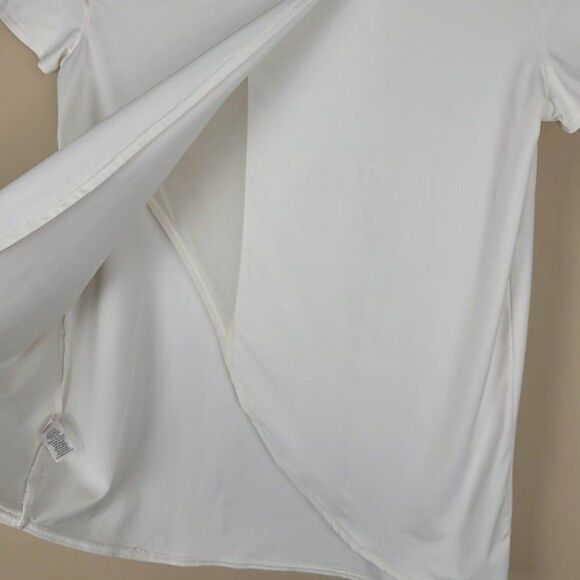 Athleta Size XXS Sunlover UPF Tulip Back Tee Stretch Shorts Sleeve White - Picture 9 of 12